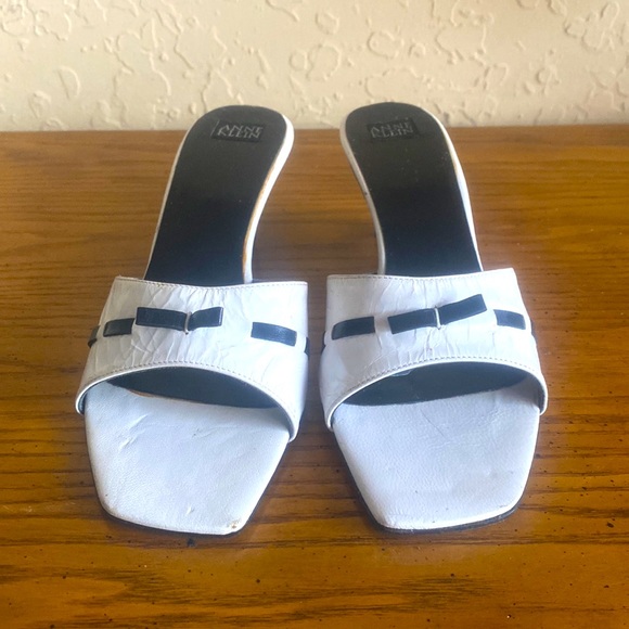 Anne Klein White/Black Wedge Slip on Mule Sandal Sz 7 1/2 - Picture 2 of 6